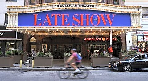 Colbert opens final 'The Late Show' week spotlighting unaired bits