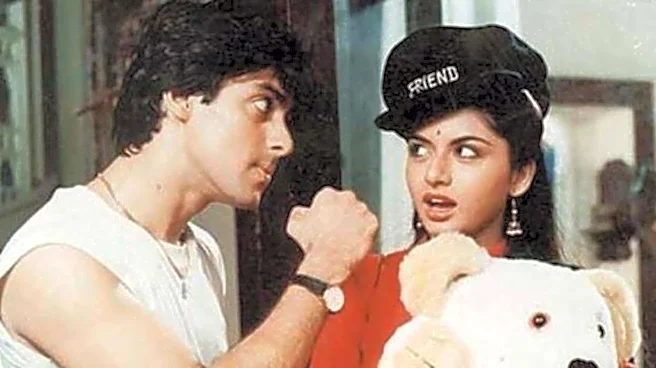 Bhagyashree reveals why 'Maine Pyar Kiya' scene was shot differently