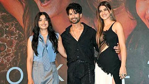 'Cocktail 2' trailer drops as Vijan teases Kapoor's romance past