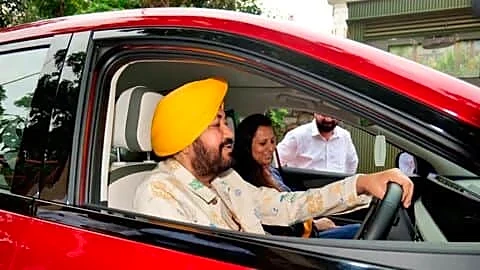 Singer Mehndi adds Mahindra XUV 9E Coupe SUV to collection