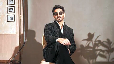 Khurana plans to leave acting for tailoring in 10-12 years