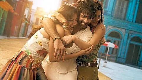 Fans criticize 'Bandhu 2.0' for heavy green-screen and missing energy