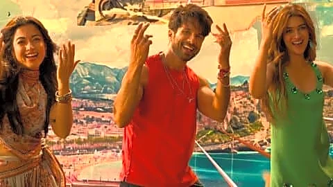 'Cocktail 2' starring Kapoor Mandanna Sanon crosses ₹120 cr worldwide