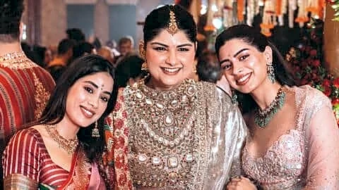 Kapoor to marry Thakkar July 6 as sisters host mehendi