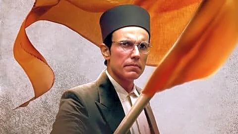 Hooda wins National Best Debut Director for 'Swatantrya Veer Savarkar'