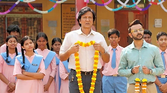 'Adarsh Baal Vidyalaya' review: Kay Kay Menon leads charming show