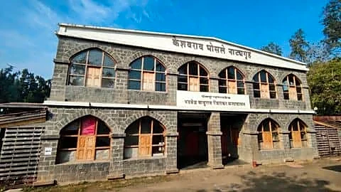 Kolhapur municipal corporation awards Palace Theatre management, sparking artist protests