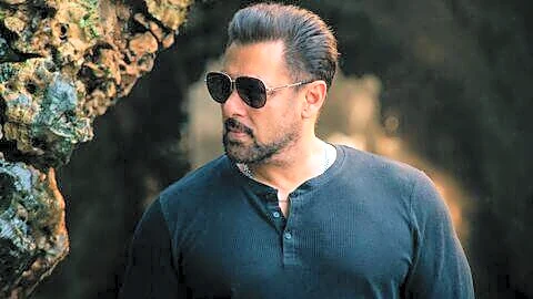 Khan to cameo on 'Alliance' supporting brother after Sajdeh exit
