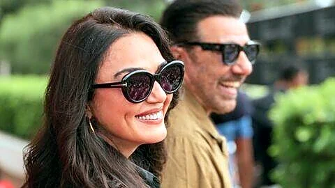 Deol and Zinta visit Mohali ahead of 'Batwara 1947' release