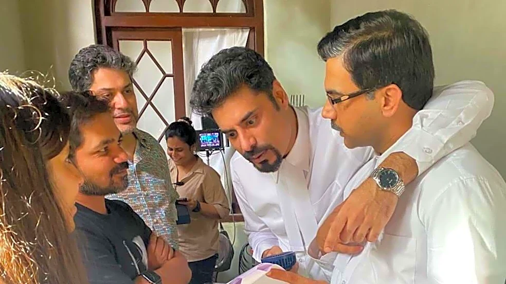 'Prahaar' star Sikandar Kher pays heartfelt tribute to team