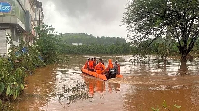 Centre releases ₹1,950cr advance to Karnataka, Maharashtra for flood relief