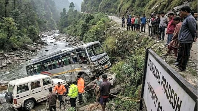 22 feared dead after truck falls into gorge in Arunachal