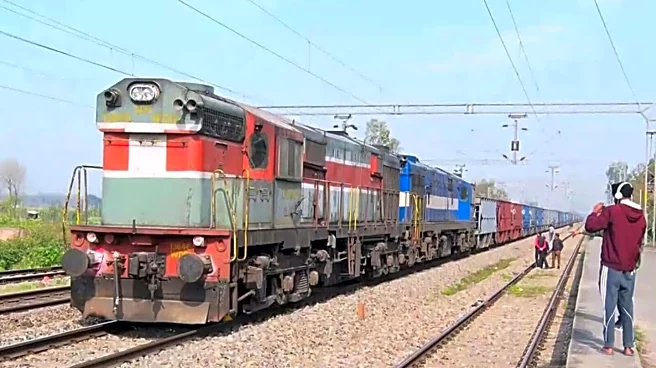 819wagons of freight train derail in Asansol Division, Bihar