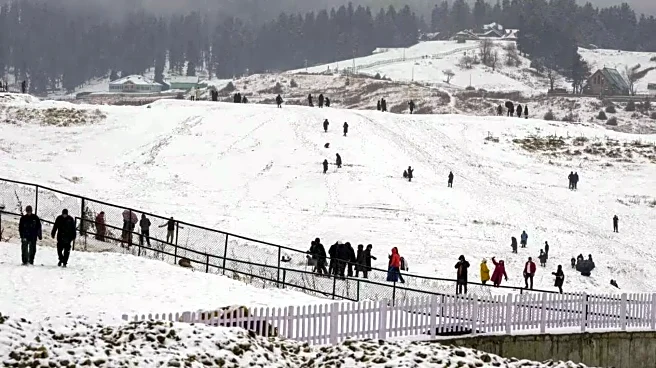Kashmir freezes amid cold wave; snow predicted on New Year's