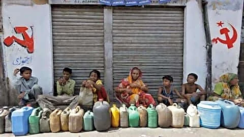 India allows petrol pumps to sell kerosene for 60 days