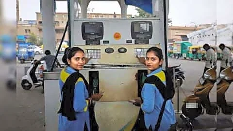 IndianOil raises Delhi XP100 petrol price by ₹11 to ₹160