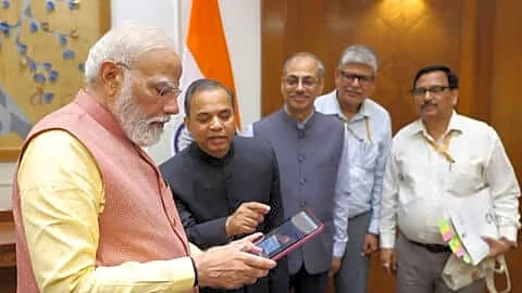 Modi and Murmu begin 16th India census with digital self-enumeration