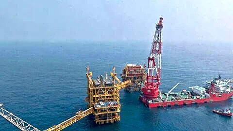 India considers petroleum aid to neighbors while prioritizing domestic needs