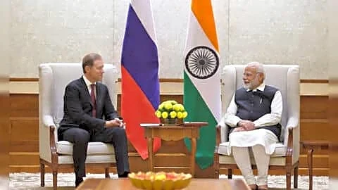 Modi meets Denis Manturov in New Delhi to discuss trade