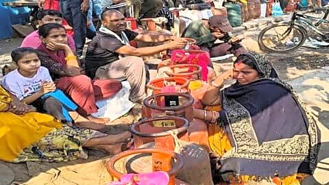 LPG shortage and rising food costs force migrant workers home