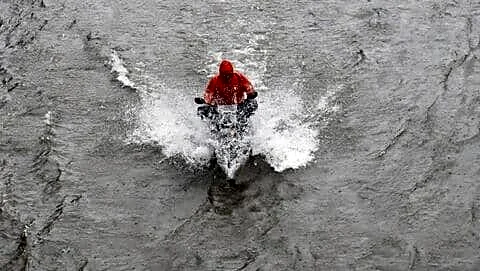 Rain disrupts Maharashtra daily life, yellow alert across 15 districts