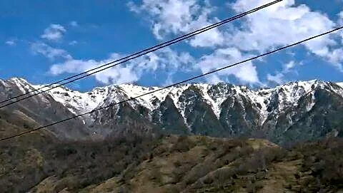 After rains, fresh snow covers Himachal Pradesh and J&K border
