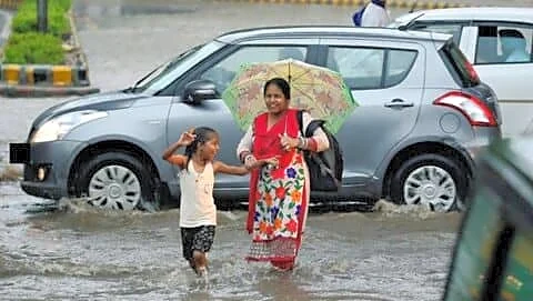 Strong western disturbance brings cold rain to North India