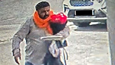 Sarabjit Singh drives through Delhi Assembly gate over nephew's disappearance