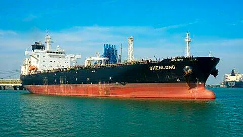 India's oil import dependence hits record 91% after US pressure