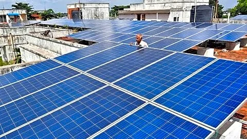 India surpasses 150 GW solar after March 6.65 GW addition