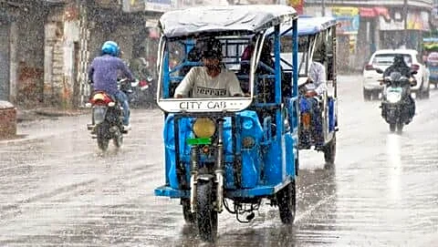 IMD issues orange alert for Assam, north wet, south humid