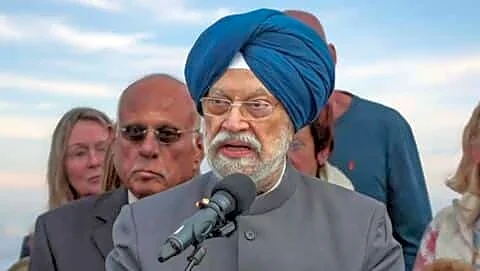 India's petroleum minister to visit Qatar amid Middle East tensions