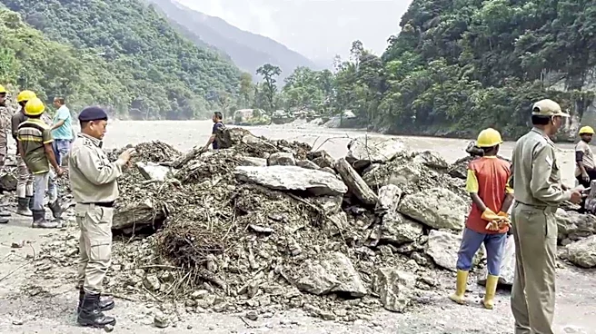 Multiple landslides hit North Sikkim; over 1,000 stranded