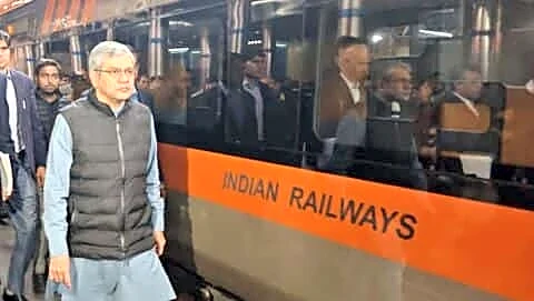 Railway Minister Ashwini Vaishnaw approves Vande Bharat Sleeper Bengaluru Mumbai