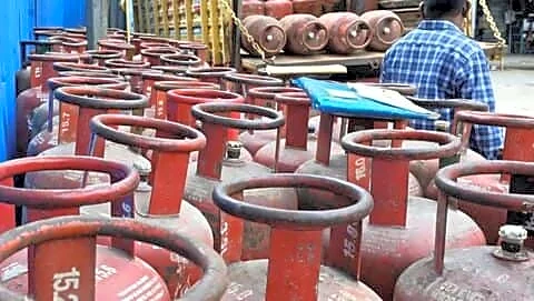 India's LPG and shipping operations continued uninterrupted on April 10