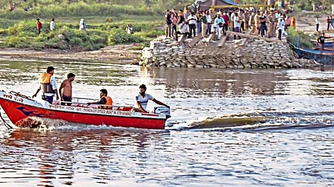 Vrindavan boat capsize: Death toll rises to 15