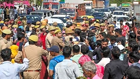 Noida factory protest halts Delhi Noida traffic, police advise alternates