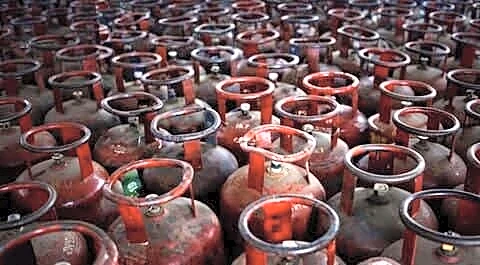 Northwest India LPG distributors oppose 3 month PNG mandate