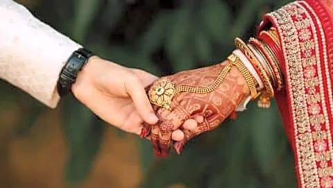 Bengaluru engineer Ravi accused of marrying multiple women absconds