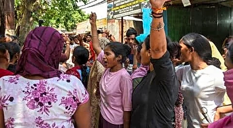 Noida domestic workers block Cleo County entrance, demand uniform pay