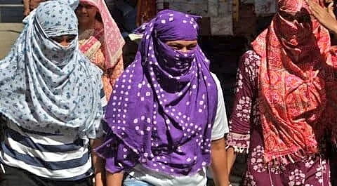 Mumbai on yellow alert as IMD warns of 35 Celsius