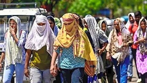 Delhi heat wave to reach 41°C Friday, only brief relief