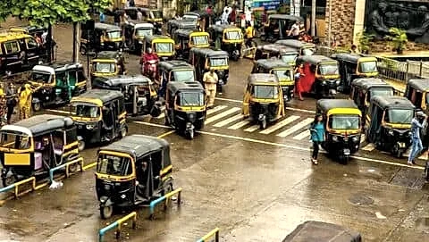 Maharashtra auto drivers plan May 4 protest over Marathi rule