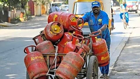 India temporarily halts new LPG connections amid West Asia conflict