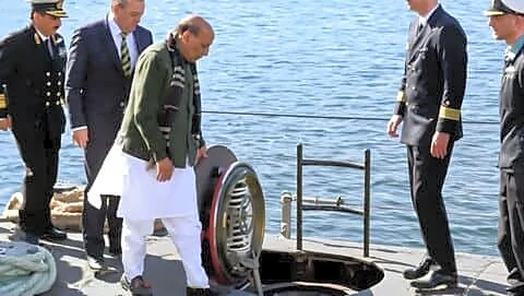 Rajnath Singh visits Germany to pursue joint defense technology development
