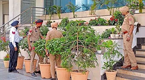 Bomb threat emails hit 5 Ludhiana private schools, police clear