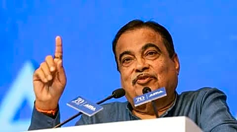 Nitin Gadkari says petrol diesel vehicles lack future in India