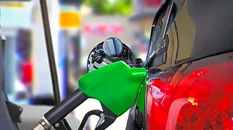 India fuel prices in Delhi stable amid West Asia tensions