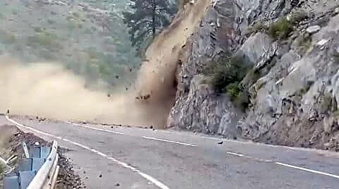 Massive landslide and bridge collapse paralyze Jammu Doda Kishtwar travel