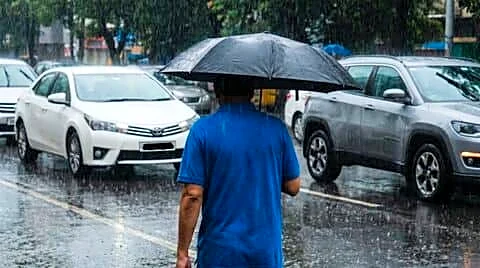 IMD warns Delhi of light rain, 70km/h winds Monday